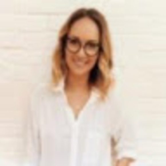 Meet your Posher, Jackie - Picture 1 of 1